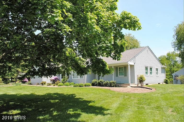 1st image of 24207 Drayton Landing Dr