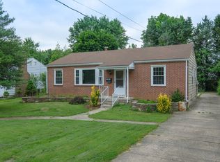 3002 Graham Ct, Falls Church, VA 22042