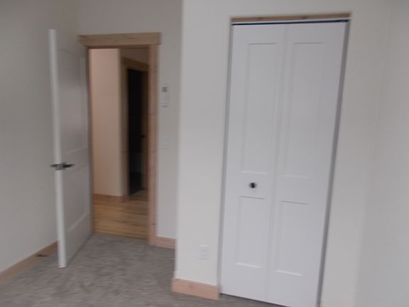 3rd image of 1292 Edington Ave