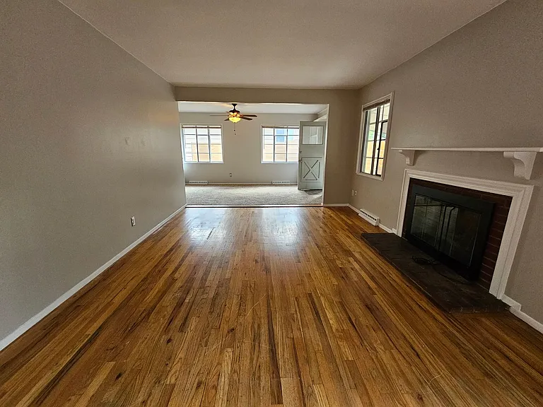 1875 S Linden Way — Photo 4