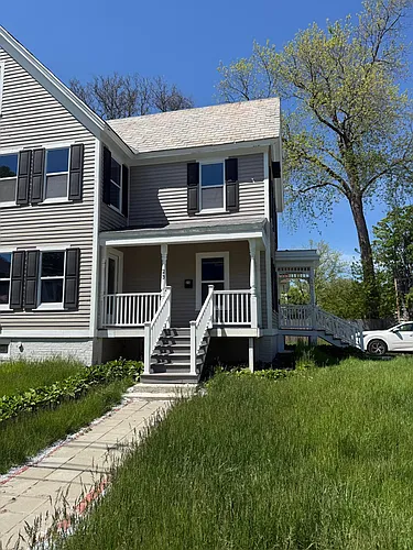 23 E Myrtle St Photo 1