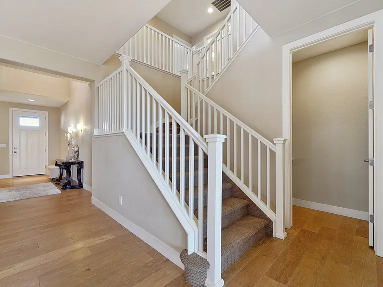 6738 Club Villa Rd — Photo 9