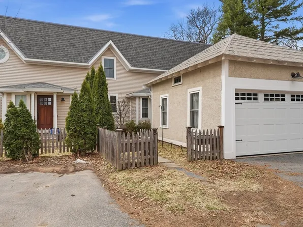 32 N Prospect St #5, Amherst, MA 01002