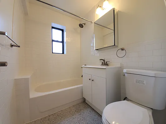 Rented by Living New York | media 10