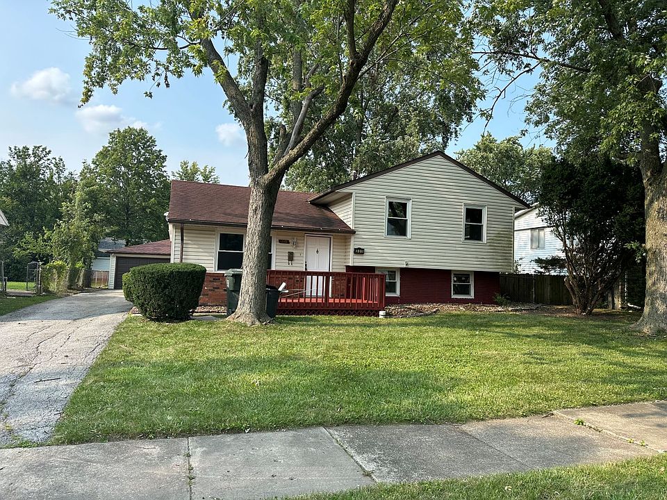 1st image of 335 E Tulip Dr