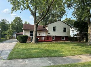335 E Tulip Dr, Glenwood, IL