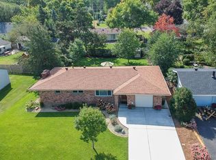 860 66th Ave NE, Fridley, MN 55432