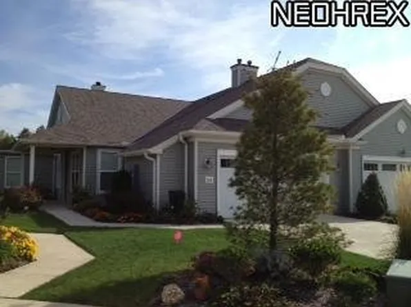 562 Hyannis Port Cir, Avon Lake, OH 44012