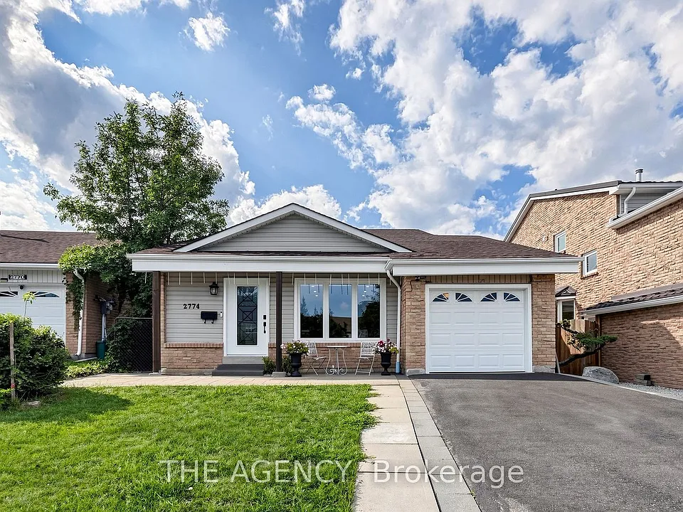 2774 Quill Cres #UPPER