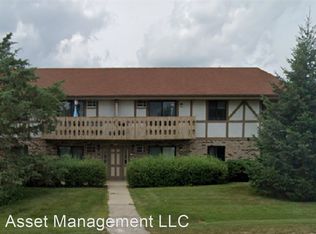 5911 N Lovers Lane Rd APT 106, Milwaukee, WI 53225