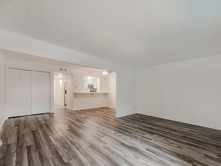 1803 Country Village Blvd — Photo 20