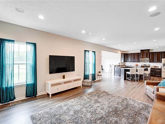 4th image of 1685 Elm Brook Trl