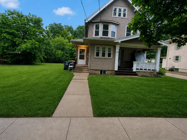 135-137 Garfield Ave - 4 Unit (Ace Property), 135-137 Garfield Ave Front 133, Waukesha, WI 53186