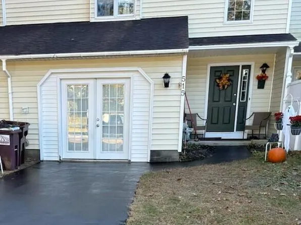 515 Elk Circle, Milton, NY 12020