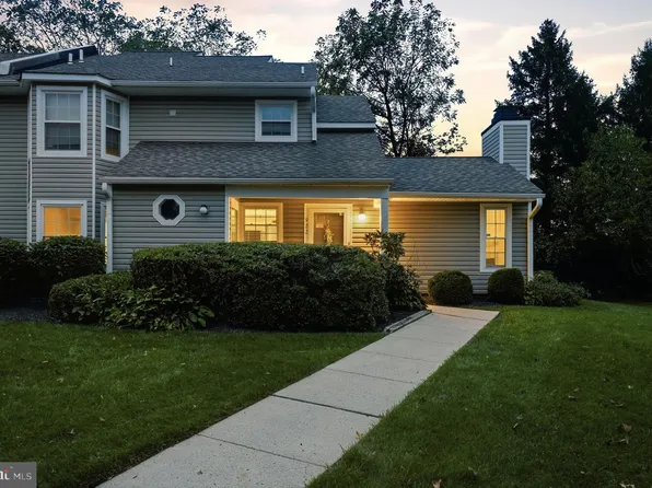 922 Railway Sq #31, West Chester, PA 19380