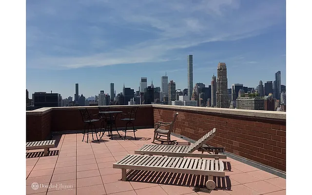 Rented by Douglas Elliman | media 17