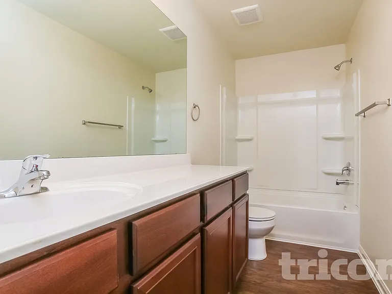 2310 Regatta Ln — Photo 8