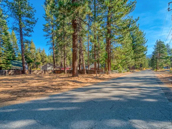 921 Gardner St, South Lake Tahoe, CA 96150
