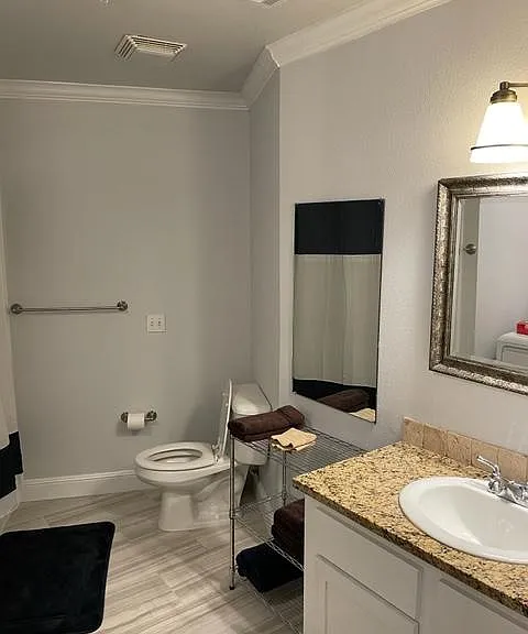 Hallway bath