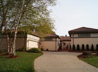 29437 Masters Dr, Louisburg, KS 66053