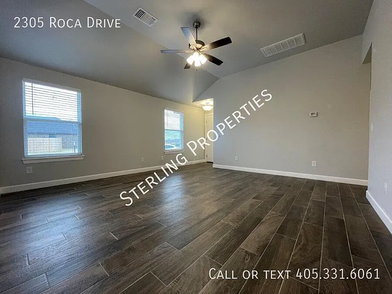 2305 Roca Dr — Photo 3