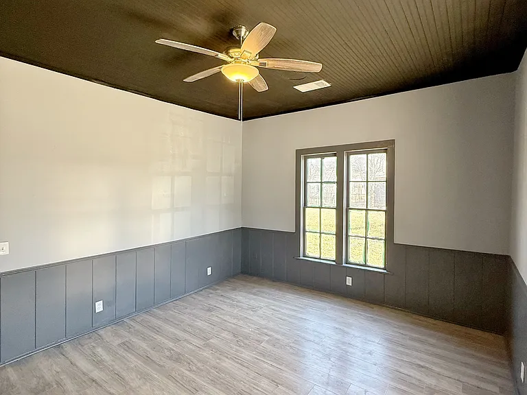 177 E Sweden St — Photo 3