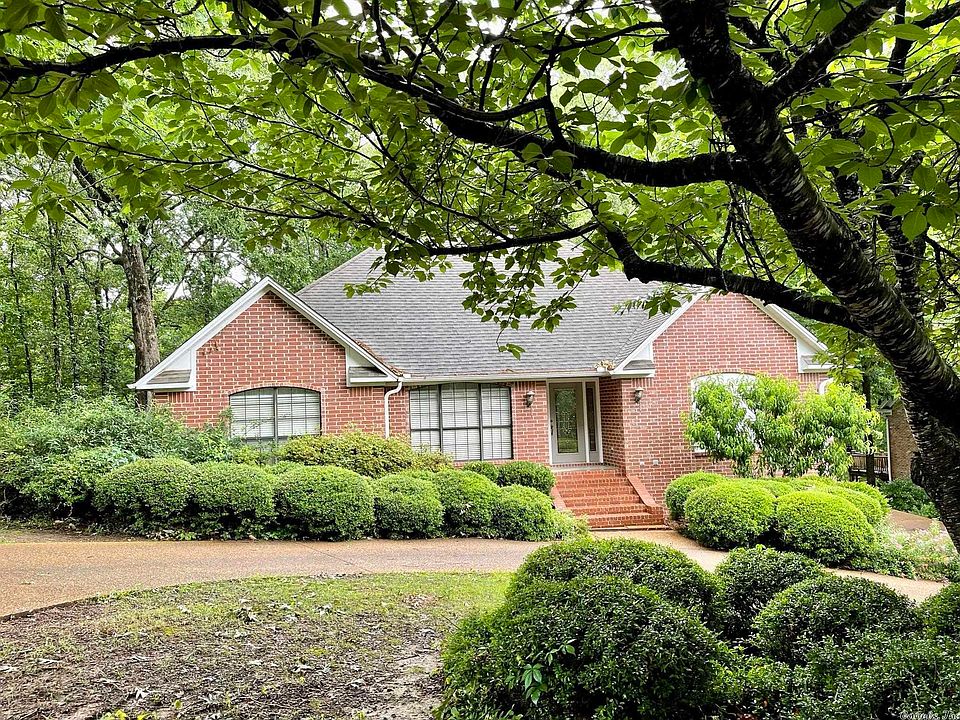 1st image of 410 River Oaks Blvd