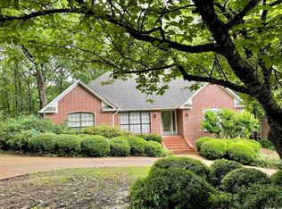 410 River Oaks Blvd, Searcy, AR 72143