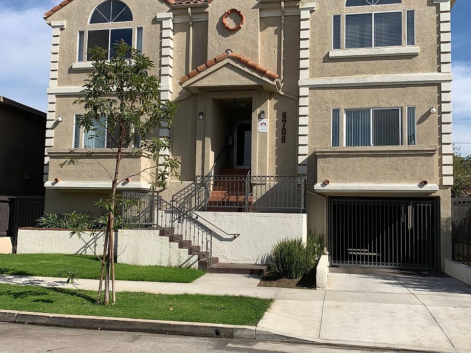 Front View of property!