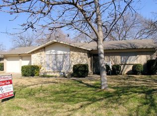 2116 Rockmoor Dr, Edgecliff Village, TX 76134