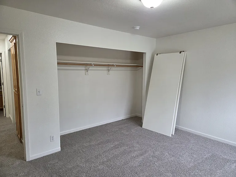 1627 Riley Ln — Photo 20