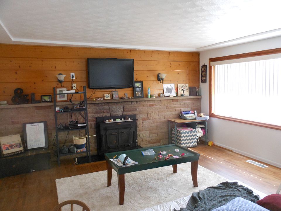 1st image of 1501 S 47th St