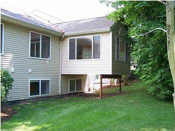 4th image of 3843 Old Elm Dr SE