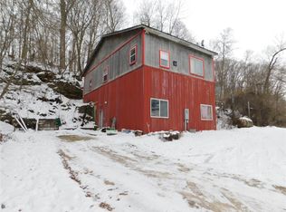 143 W Rochester Ave, Atalissa, IA 52720