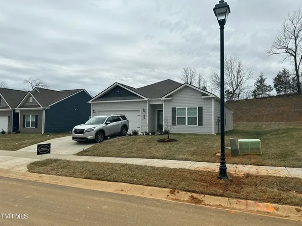 326 Terrapin Dr, Johnson City, TN 37604