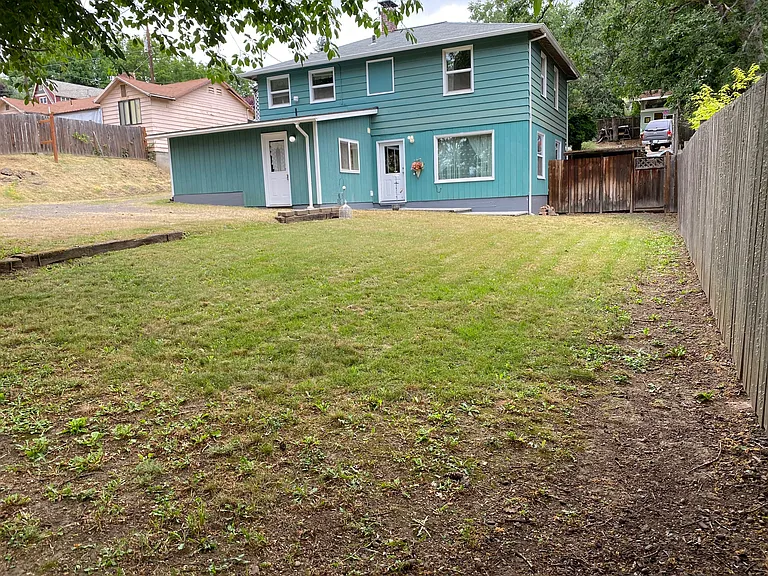715 SE Mansfield St — Photo 9
