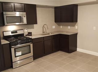 1124 Beacon Hill Dr, Irving, TX 75061