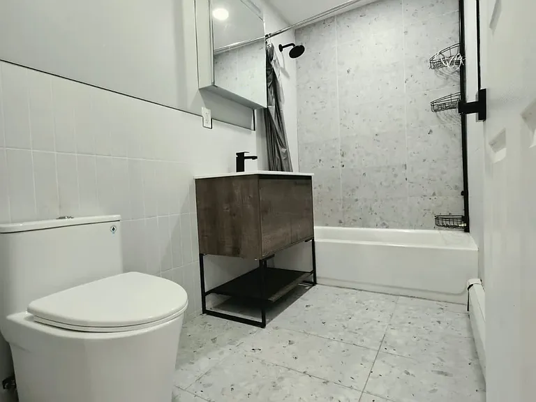 205 Union St #13B — Photo 4