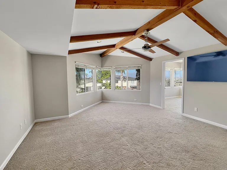 3840 Talbot St — Photo 13