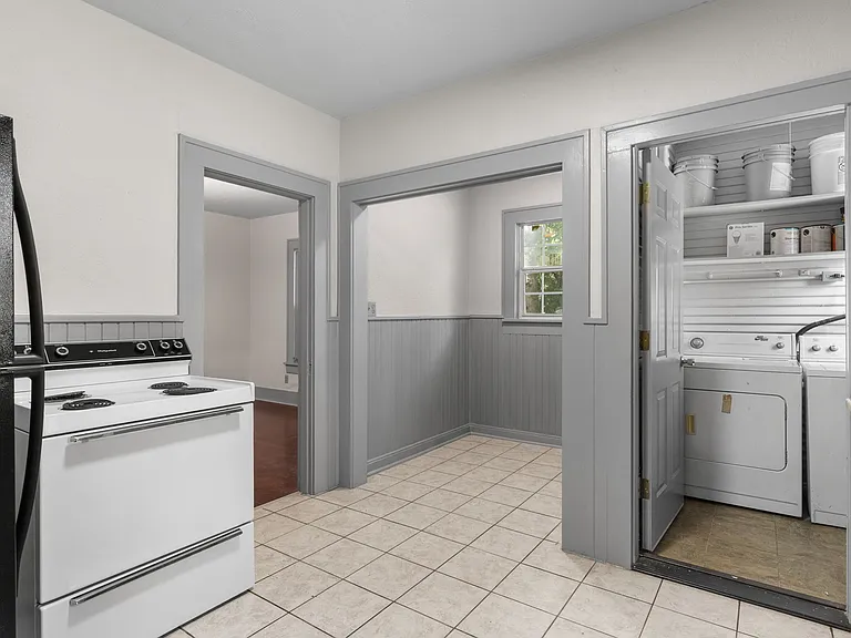2811 Lawrence Rd — Photo 23