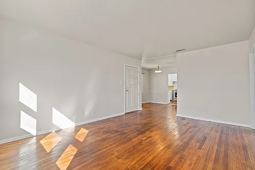 10314 S Wilton Pl #10314 Photo 1
