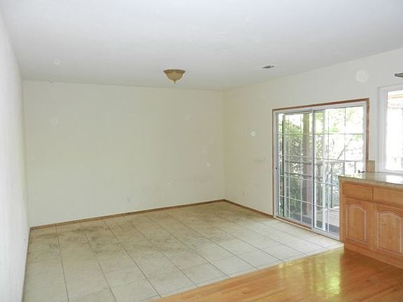 5th image of 1658 Oneel Dr