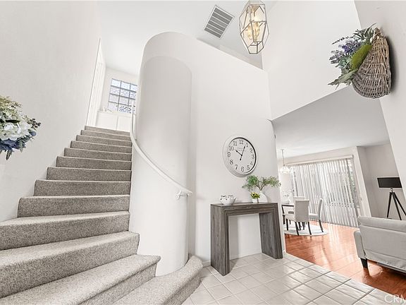 3rd image of 1232 Mission Pl