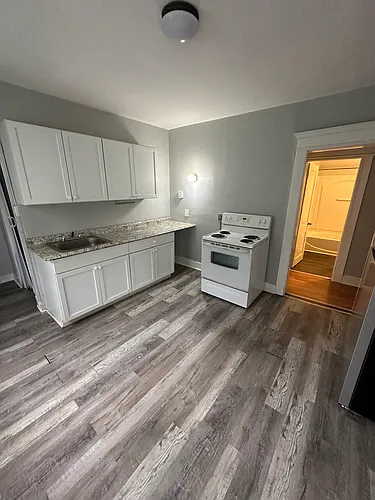 35 Webb St Photo 1