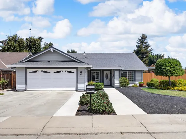 1125 Centre Court Dr, Tracy, CA 95376
