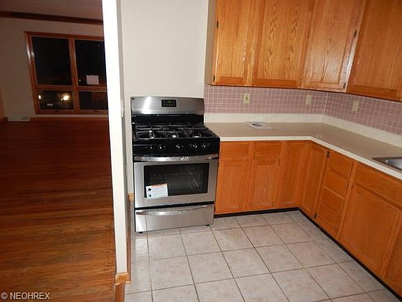 4th image of 722 Hammer Ct
