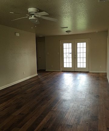 2nd image of 4619 Hollyspring Dr