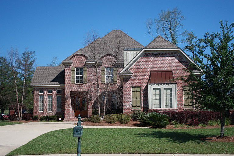 1240 Heron Lakes Circle