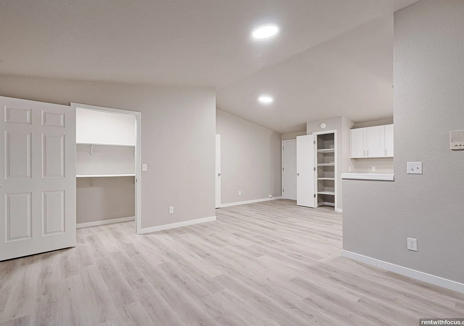 3809 E. River Dr. — Photo 4