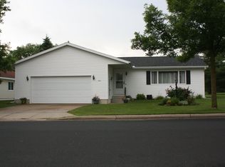 1713 Plum Dr, Wausau, WI 54401